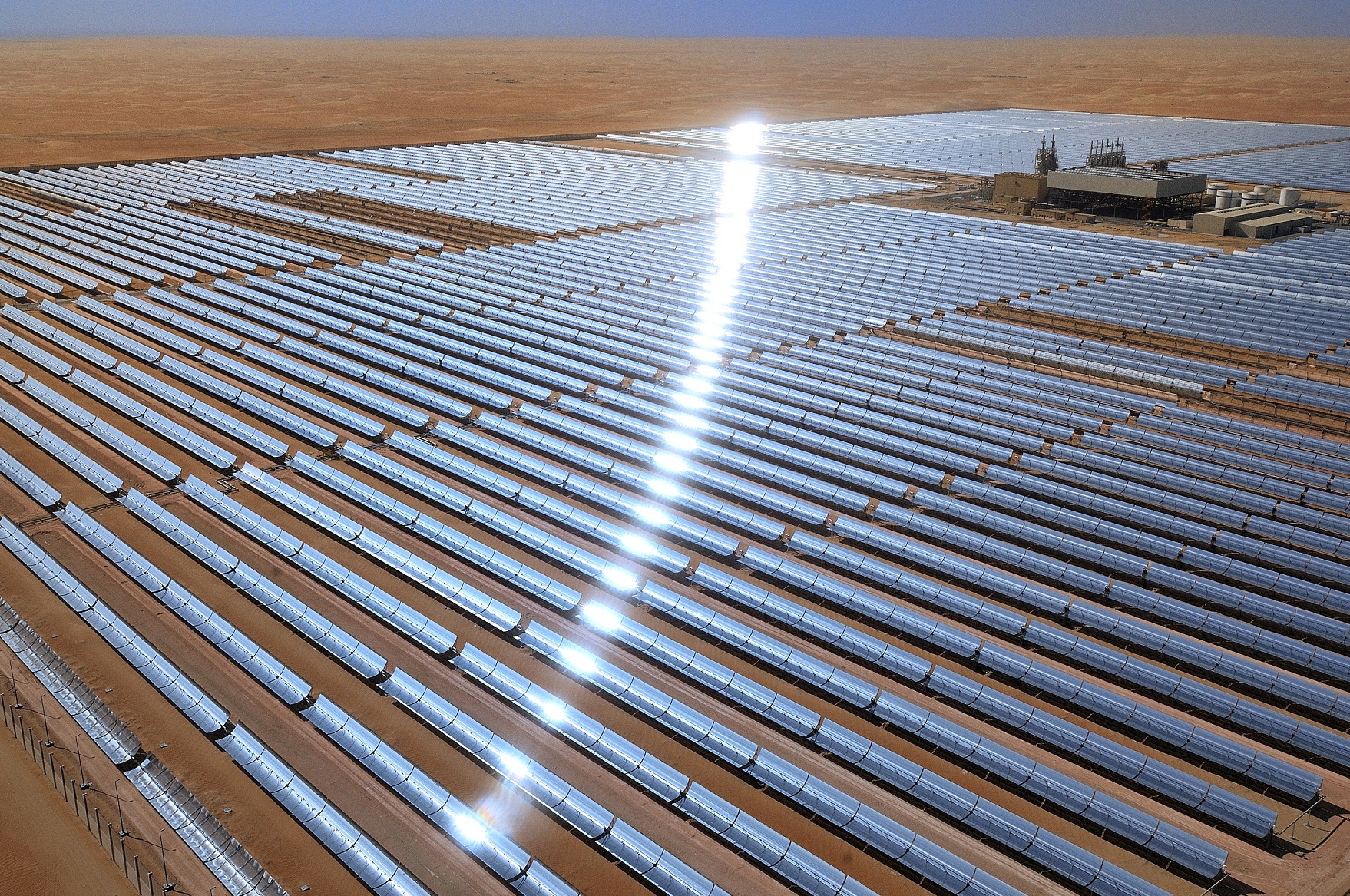 پارک خورشیدی Tengger Desert در چین