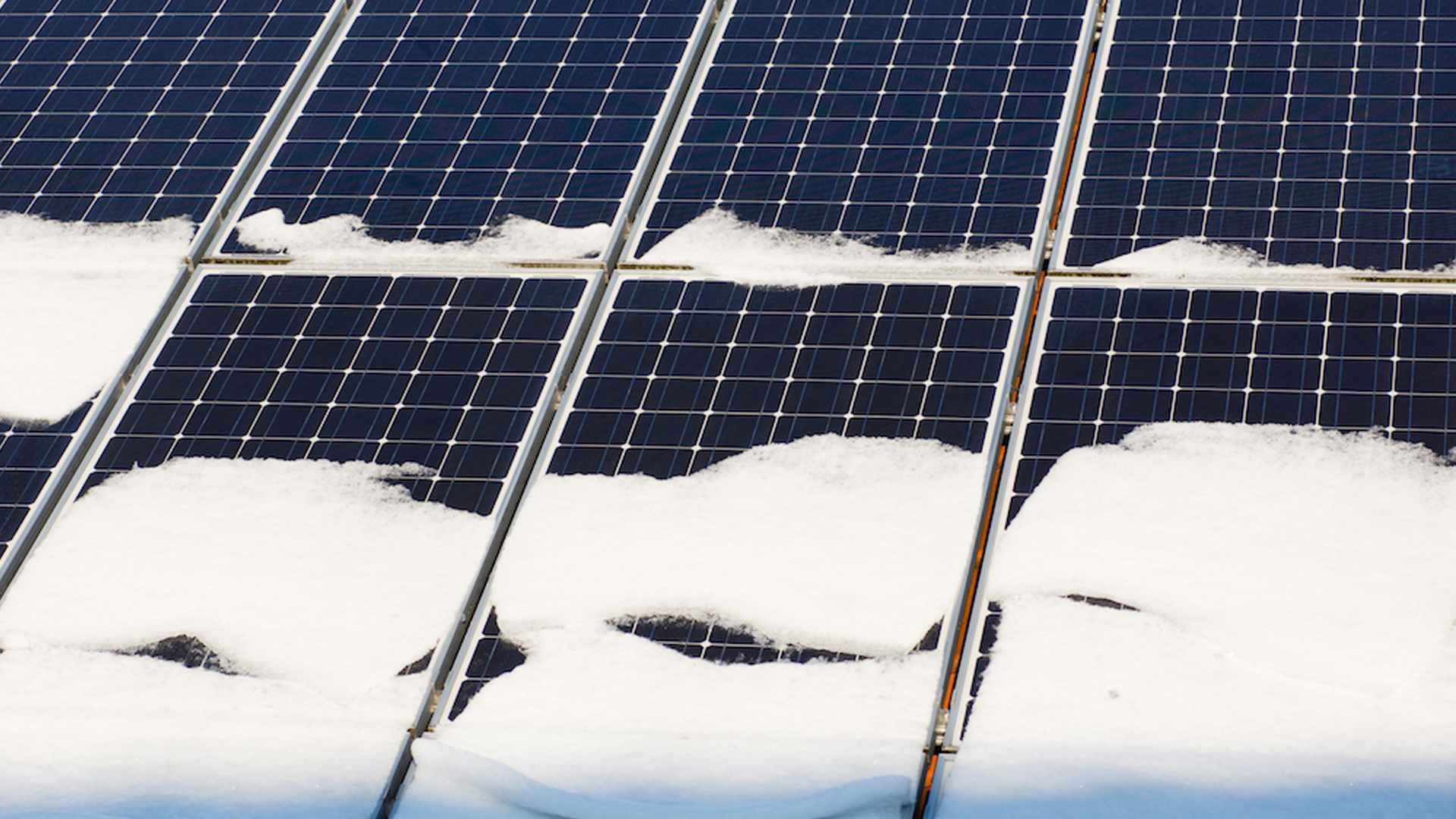 پنل های خورشیدی در آب و هوای سرد